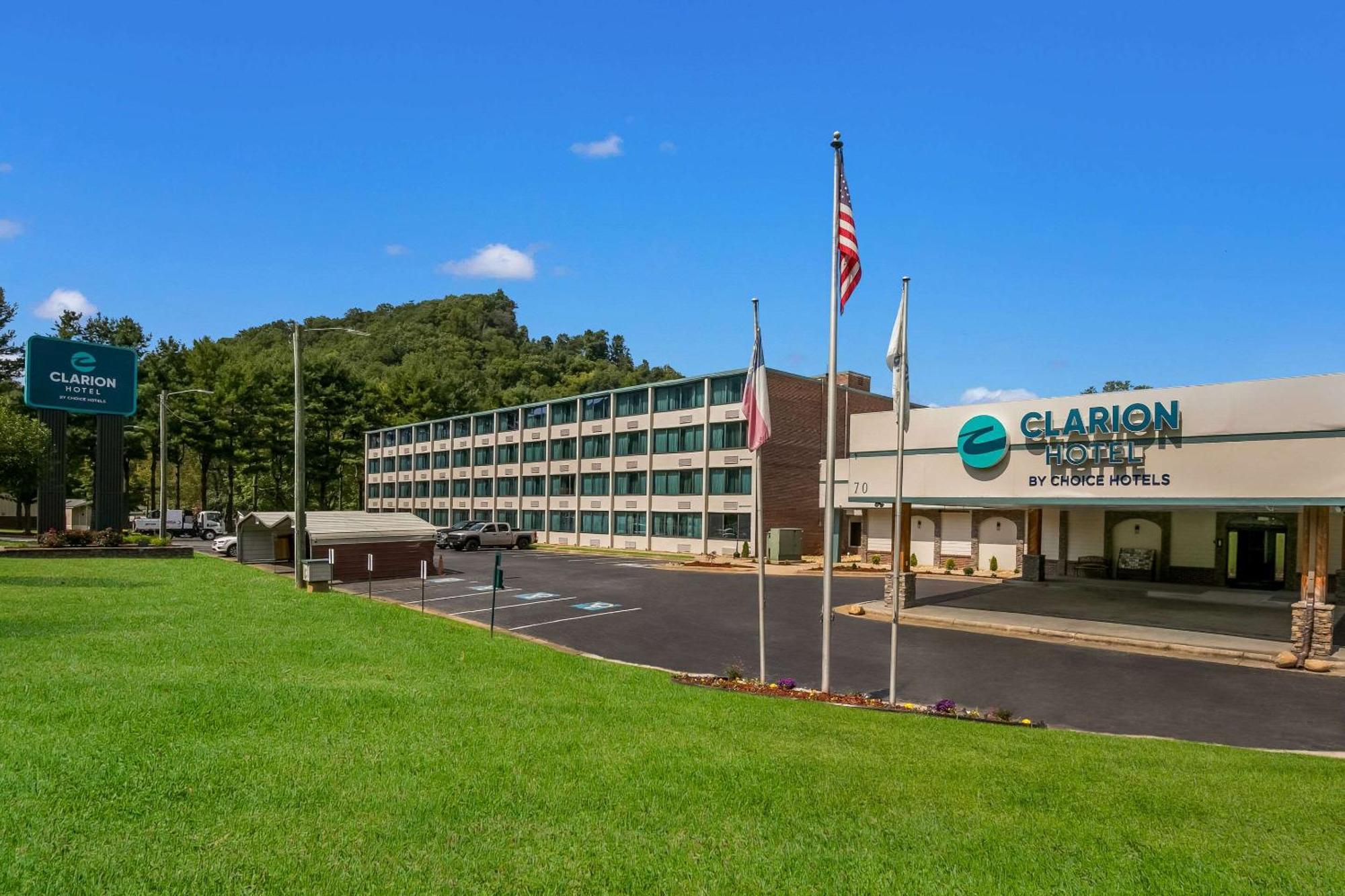 Clarion Conference Center Hotel